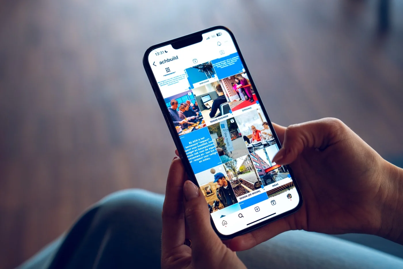 Bevisual medewerker beheert social media campagnes